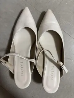 LE TALON ホワイト ハイヒール ポインテッドトゥ