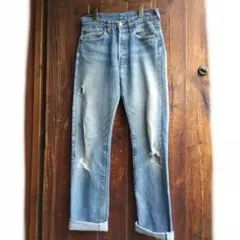 80s Levis 501 赤耳 USA製　ビンテージ　カンヌキ黒　雰囲気系のサムネイル