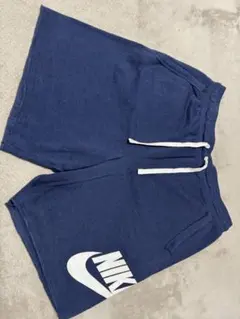 NIKE ネイビー ショートパンツ