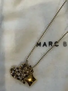 MARC BY MARC JACOBS ハート ネックレス ゴールド