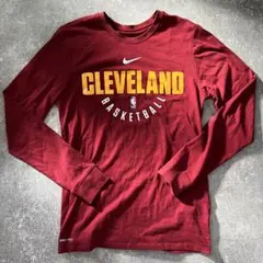 NBAロンT Cleveland Cavaliers 長袖Tシャツ