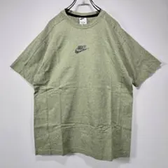 NIKE　半袖　Tシャツ　M　オリーブグリーン　ロゴ　人気　デザイン　古着コーデ
