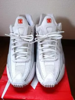 廃盤 美品 NIKE SHOX R4 28cm ホワイト/シルバー