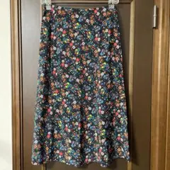 【美品】SHE Tokyo アリシアフラワースカート 花柄 プリーツ ネイビー SHE Tokyo シートーキョー 花柄 フリル スカート ネイビー プリーツ