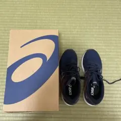 新品未使用　asics ライトレーサー4 22.5㎝