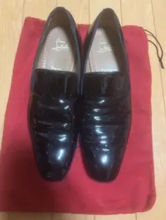 Christian Louboutin 黒ローファー