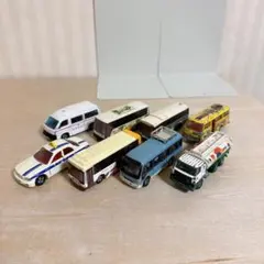 トミカ　8台まとめ売り　バス・トラック等