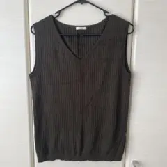 GU カーキ リブ編み ノースリーブ トップス