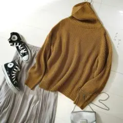 春マスタードイエローおしゃれアーバンリサーチのタートルネック畦ニットプルオーバー