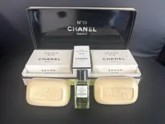 CHANEL N°19 オードトワレ 石鹸 ギフトセットのサムネイル