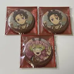 鬼滅の刃　干支2026 午年　箔押し缶バッジ　竈門炭治郎　甘露寺蜜璃