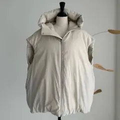 2026年最新】argue ベストの人気アイテム - メルカリ