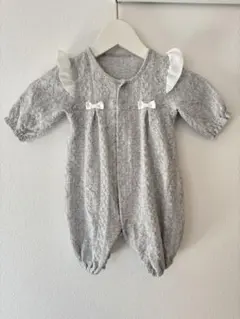 グレー フリル付きロンパース 50-60cm
