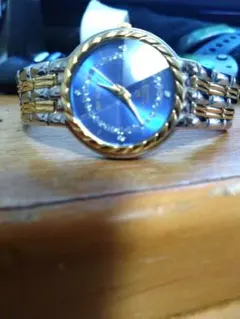 ペレバレンチノ（PER VALENTINO）クォーツ ブルー文字盤6面ガラス