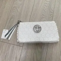 【新品タグ付き】サマンサタバサ　ホワイト コットンレースクラッチバッグ　ポーチ