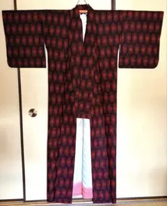洗える小紋 着物 黒地に赤の小花文様 159/65