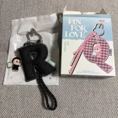 POPMART ラブブ PIN FOR LOVE イニシャルチャーム R