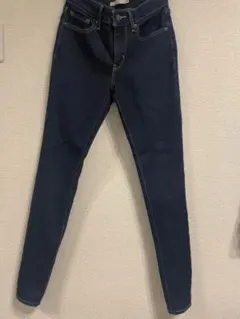 Levi's スキニーデニムパンツ インディゴ