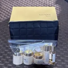 ‪☆メナードイルネージュ　トラベルキット　ポーチ　箱入り‪☆