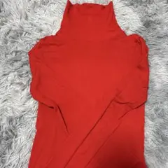 ユニクロ タートル 赤 EXTRA HEAT TECH ヒートテック