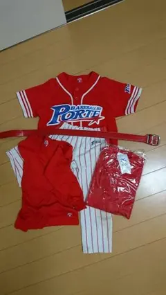 野球ユニフォーム３点セット新品あります