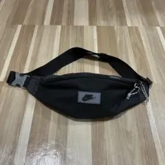 NIKE ウエストバック