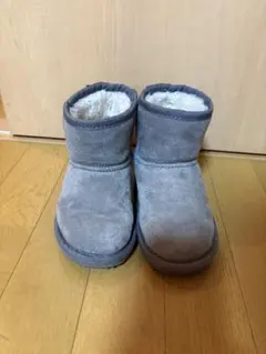 グレー リボン付き キッズブーツ