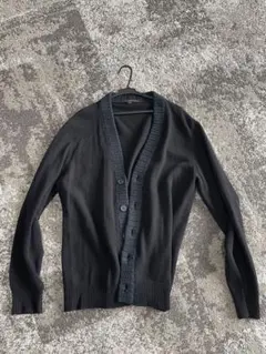 黒 カーディガン
