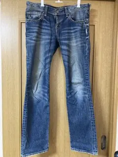 Levi's ダークブルー デニム フレアパンツ