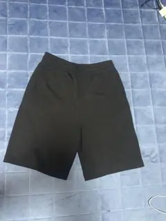 UNIQLO C黒 スウェットハーフパンツ