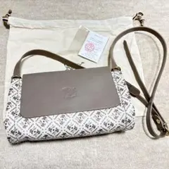 完売　限定　イルビゾンテ モノグラム 筒形ショルダー ilbisonte
