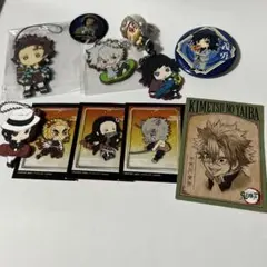 鬼滅の刃 缶バッジ ラバーストラップ ステッカー セット - メルカリ