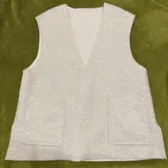 ホワイト フリース Vネックベスト