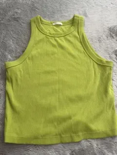 タンクトップ