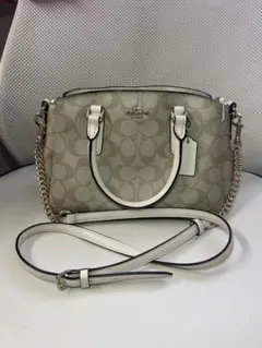 【値下げ】COACH ベージュ ロゴ ショルダーバッグ
