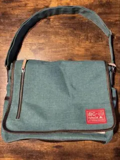 BC+ishutal INTERNATIONAL ショルダーバッグ グリーンのサムネイル
