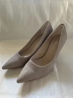 ※一度着用のみ　ベージュ　ポインテッドトゥ　パンプス