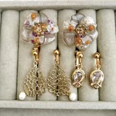 ハンドメイド　レジン　サージカルステンレス　イヤリング　アクセサリー　ジルコニア
