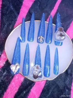 Item thumbnail for item 24b74f0a-bbc2-410e-a74b-1d118ace9c29