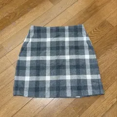 ユニクロのチェックスカート