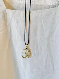 オーム　ネックレス　ヨガ　瞑想