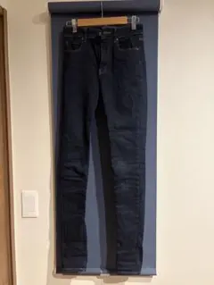 UNIQLO ウルトラストレッチスキニージーンズ
