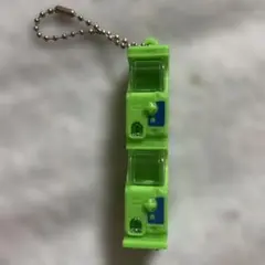 カプセルトイ　ガチャガチャマシーン
