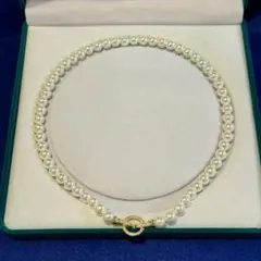 ヴィンテージ デザイン　アクセサリー　ネックレス　パール　ホワイト　ゴールド