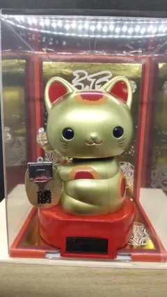 勝利を招く バドミントン大好き 赤ちゃん招き猫神様 イエロ－ - メルカリ