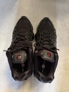NIKE SHOX スニーカー ブラックのサムネイル