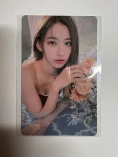 サクラ トレカ LESSERAFIM