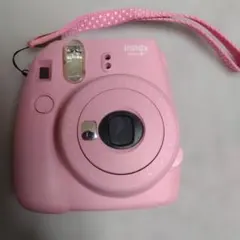 instax mini 8＋ピンク 本体　インスタントカメラ チェキ
