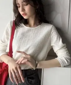 クラシカルエルフ クルーネック　長袖 Tシャツ アイボリー