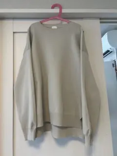 Spick & Span 明るいグレーの長袖ニット